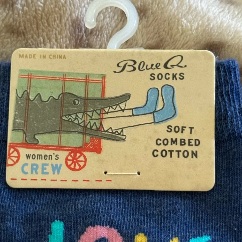 Blue Q women’s “Love Who You Love” colorful crew socks New With Tags